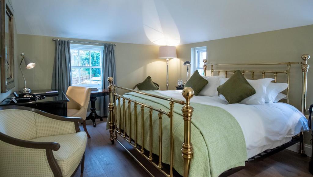 Luxurious Stays: Inside Bedford Lodge Hotel’s Four AA Red Star Accommodations Image