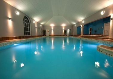 Indulgence Awaits: Discover Our Rooftop Hot Tub and Hydrotherapy Pool body thumb image